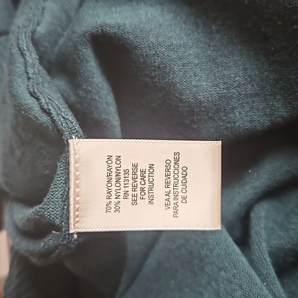 Leo & Nicole PXL Woman dark green cardigan like new - Picture 6 of 6